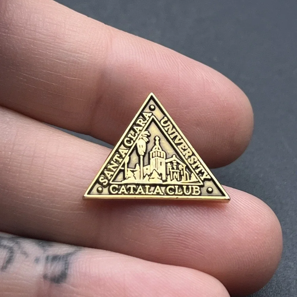 Santa Clara University Catala Club‎ Gold Tone Lapel Hat Pin
